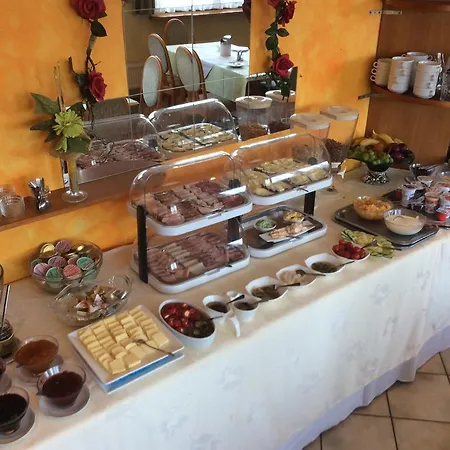 ゲストハウス Pukel *